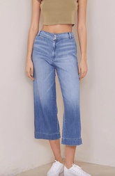 Bella Dahl Saige Wide Leg Crop Pants in Salt Creek Wash